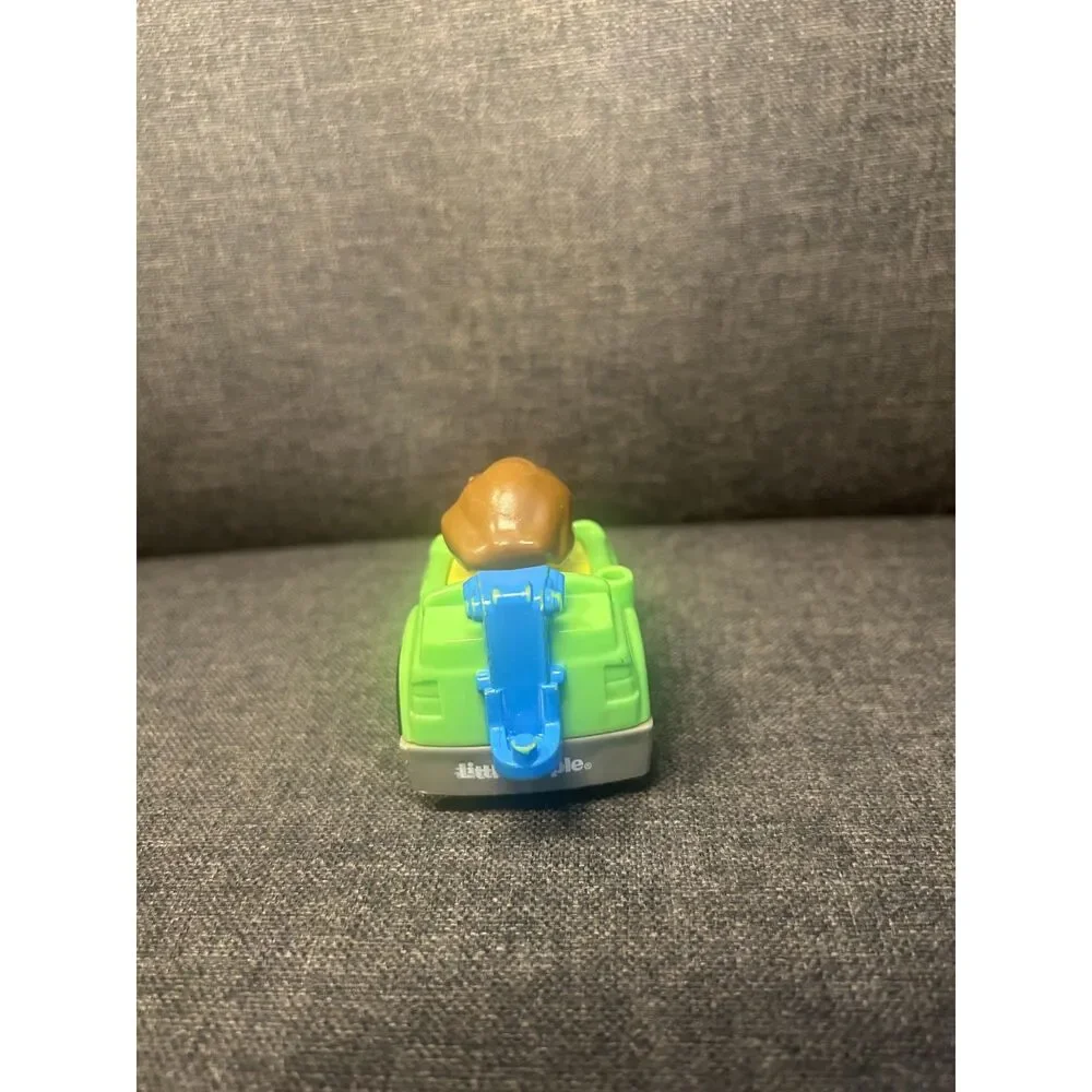 Fisher-Price Little People Wheelies Green Tow Truck Toy DFP13 Mattel 2014